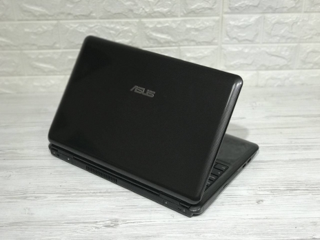 БВ Ноутбук Asus K50IN 15.6 Intel T4300 4 RAM 120 SSD 250 HDD NVIDIA G102M 512 МБ