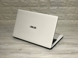 БВ Ноутбук Asus X552C 15.6 Pen 2117u 8 RAM 500 HDD NVIDIA GT 720M 1 ГБ