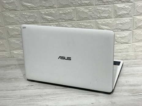 БВ Ноутбук Asus X751NA 17.3 Intel N4200 4 RAM 240 SSD