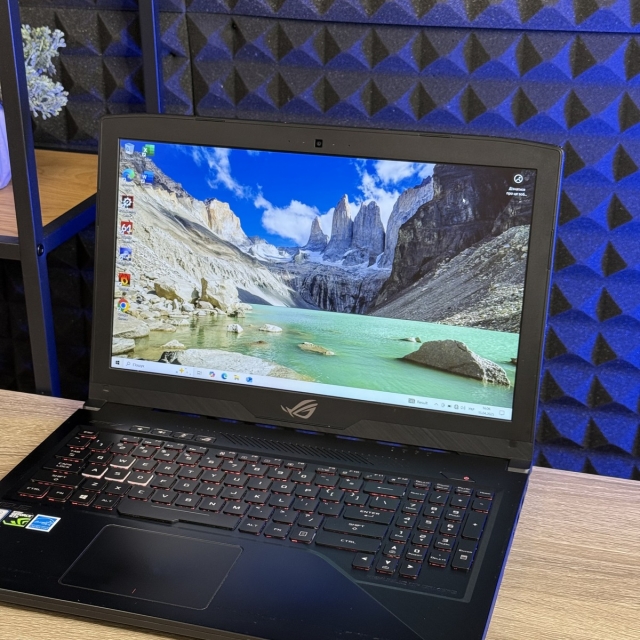 БВ Ноутбук ASUS ROG Strix GL503VM 15.6 FHD IPS Intel i7-7700HQ 16 RAM 256 SSD 1000 HDD NVIDIA GTX 1060 3 ГБ