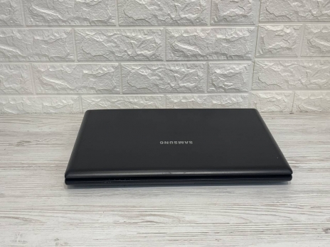 БВ Ноутбук Samsung R517 15.4 Intel T4400 2 RAM 250 HDD