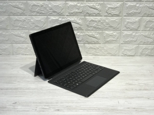 БВ Ноутбук-планшет Dell Latitude 5285 T17G 12.5" IPS FHD + TOUCH Intel i5-7300U 8 RAM 256 SSD Intel HD Graphics 620