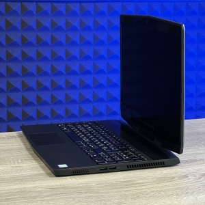 БВ Ноутбук Dell Alienware M15 15.6 FHD 144Hz Intel i7-8750H 16 RAM 256 SSD 1000 HDD NVIDIA RTX 2070 Max-Q 8 ГБ