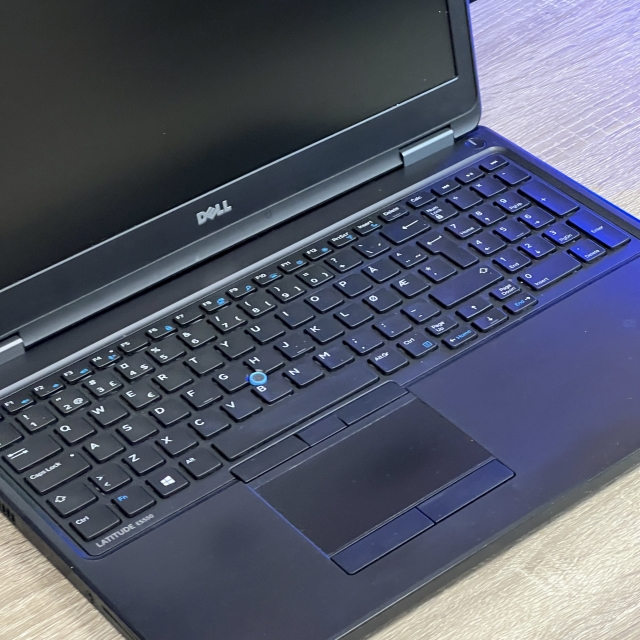 БВ Ноутбук Dell Latitude E5550 15.6" Intel i3-5010U 8 RAM 128 SSD Intel HD Graphics 5500  RKG