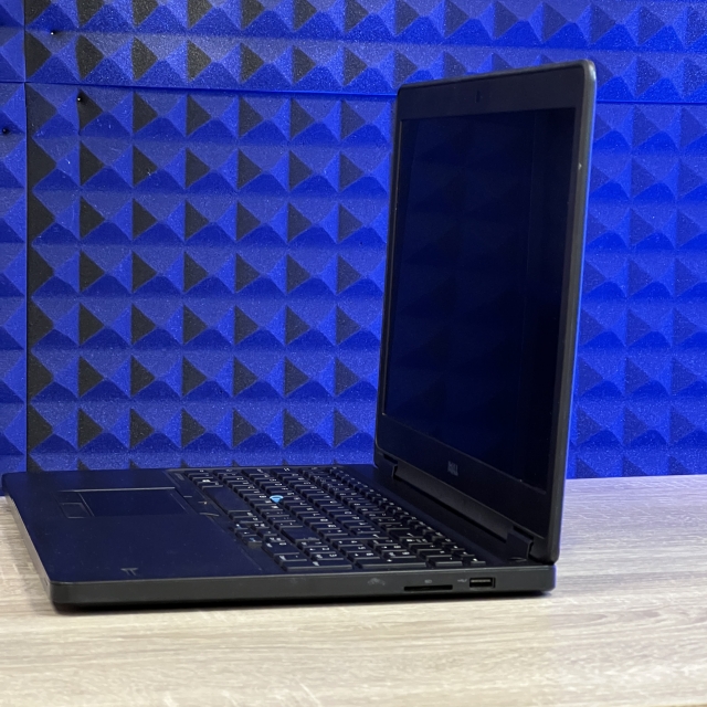 БВ Ноутбук Dell Latitude E5550 15.6" Intel i3-5010U 8 RAM 128 SSD Intel HD Graphics 5500  RKG