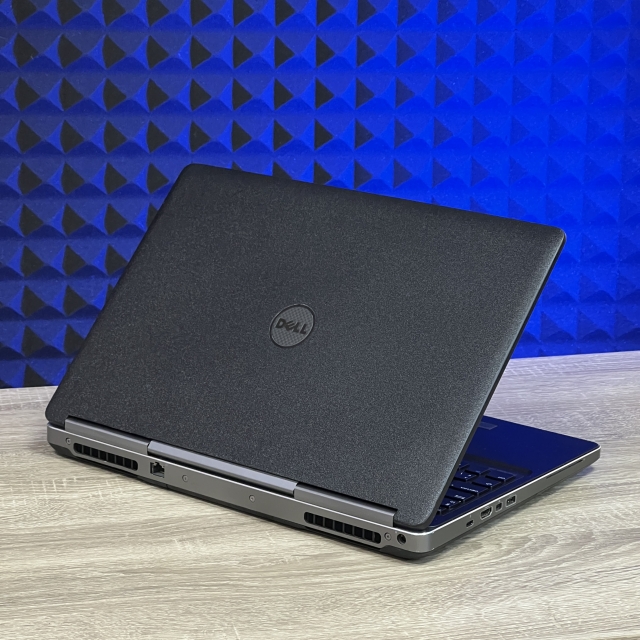 БВ Ноутбук Dell Precision 7520 15.6" IPS FHD Intel i7-6820HQ 16 RAM 128 SSD 500 HDD NVIDIA Quadro M1200 4 ГБ