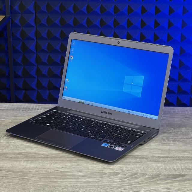 БВ Ноутбук Samsung NP535U3C 13.3" AMD Dual-Core A6-4455M 8 RAM 128 SSD AMD Radeon HD7500G