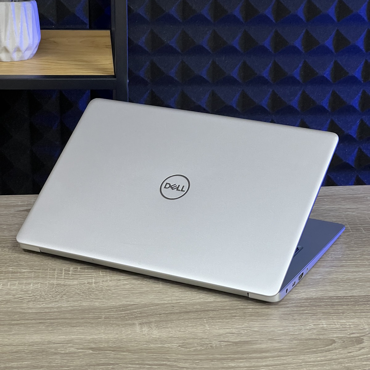 Купить БВ Ноутбук Dell Inspiron 5370 13.3