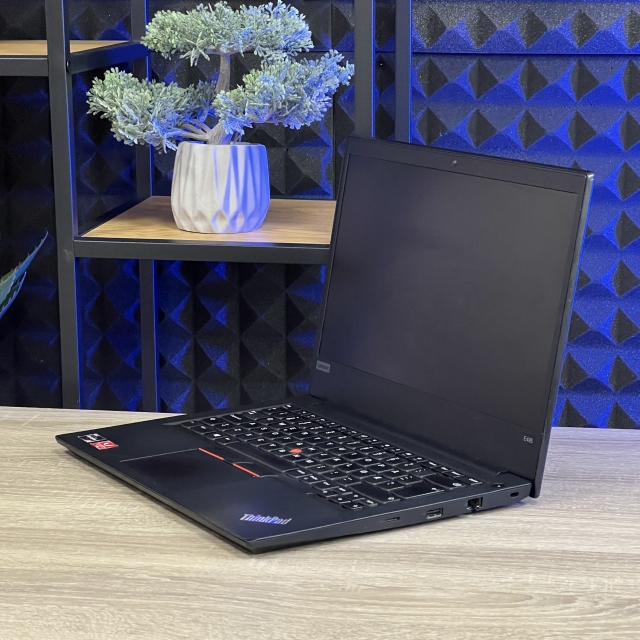БВ Ноутбук Lenovo ThinkPad E495 14" AMD Ryzen 5 3500U 8 RAM 240 SSD AMD Radeon RX Vega 8