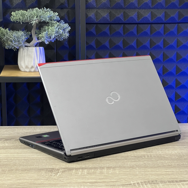 БВ Ноутбук Fujitsu Lifebook E754 15.6" FHD IPS Intel i7-4712MQ 8 RAM 240 SSD Intel HD Graphics 4600
