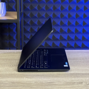 БВ Ноутбук Dell Latitude E7270 12.5" Intel i7-6600U 8 RAM 128 SSD Intel HD Graphics 520