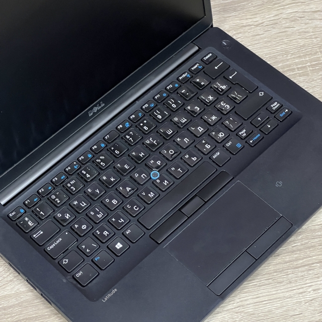 БВ Ноутбук Dell Latitude 7480 14" FHD IPS Intel i5-6300U 8 RAM 256 SSD Intel HD Graphics 520