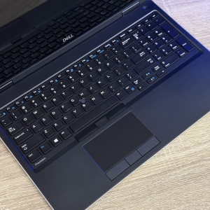 БВ Ноутбук Dell Precision 7530 17.3" FHD IPS TOUCH Intel i7-8850H 16 RAM 512 SSD NVIDIA QUADRO P3200 6 ГБ