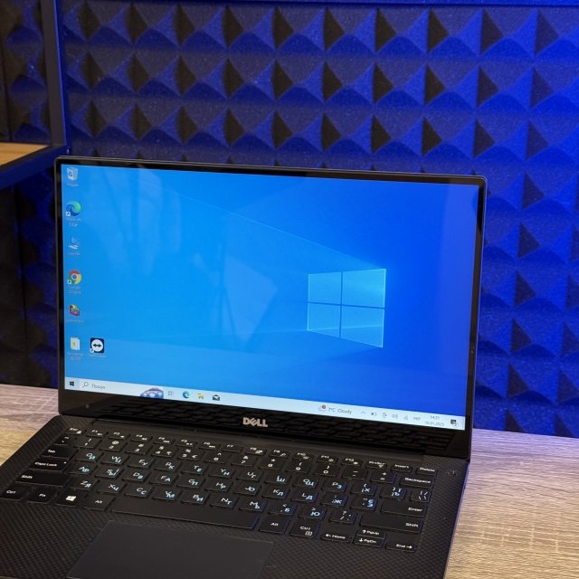 БВ Ноутбук Dell XPS P54G 13.3" TOUCH 3k IPS Intel i7-7500U 16 RAM 256 SSD Intel HD Graphics