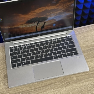 БВ Ноутбук HP Elitebook 835 G8 13.3" FHD IPS AMD Ryzen 3 Pro 5450U 8 RAM 256 SSD AMD Radeon RX Vega 6