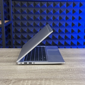 БВ Ноутбук HP Elitebook 835 G8 13.3" FHD IPS AMD Ryzen 3 Pro 5450U 8 RAM 256 SSD AMD Radeon RX Vega 6