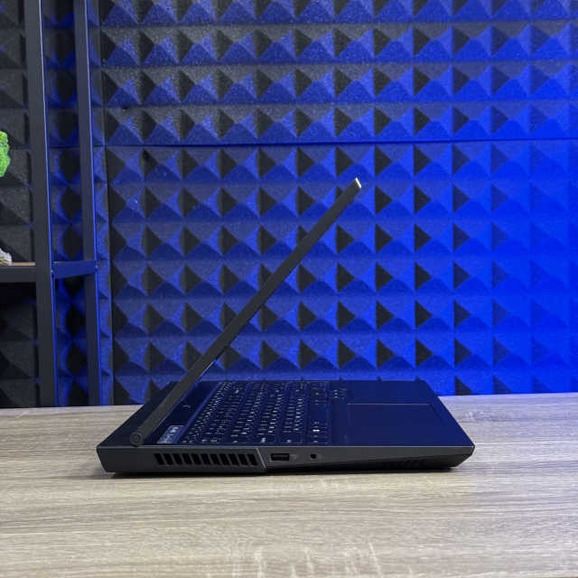 БВ Ноутбук Lenovo Legion 5 15IMH05H 15.6" FHD IPS 120Hz Intel Core i5-10300H 16 RAM 512 SSD NVIDIA GEFORCE RTX 2060 6 ГБ
