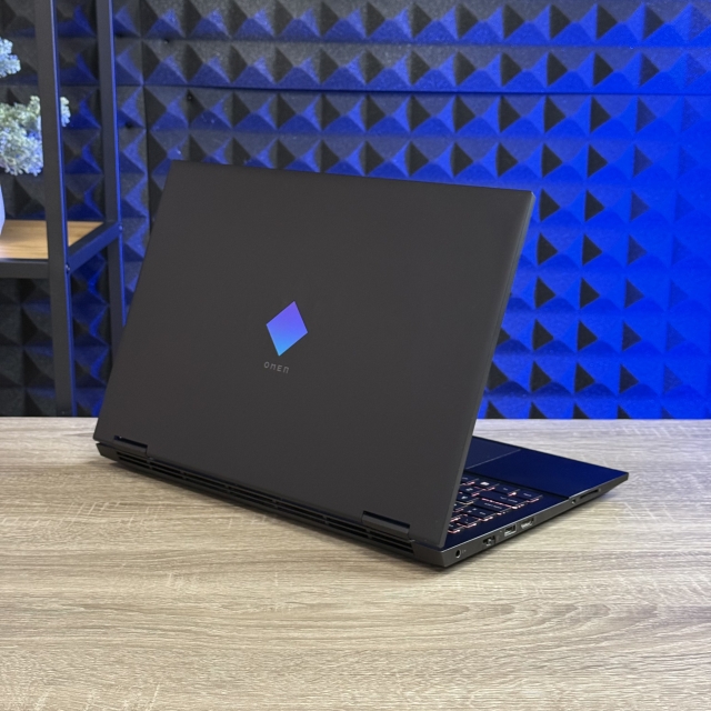 БВ Ноутбук HP Omen 15 15.6" 144Hz FHD IPS Intel Core i5-10300H 16 RAM 500 SSD NVIDIA GeForce GTX 1660 Ti 6 ГБ