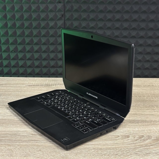 БВ Ноутбук Dell Alienware 13 FHD IPS 16 RAM 256 SSD Intel Core i7-5500U NVIDIA GTX 960M 2 ГБ