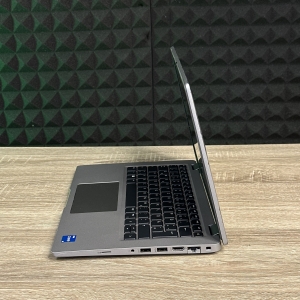 БВ Ноутбук Dell Latitude 5430 14.0 Full HD Intel i5-1245U 8 RAM 256 SSD Intel Irix Xe Graphics