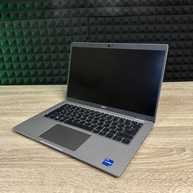 БВ Ноутбук Dell Latitude 5430 14.0 Full HD Intel i5-1245U 8 RAM 256 SSD Intel Irix Xe Graphics