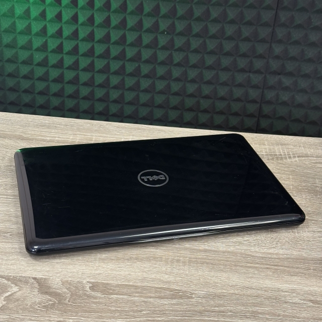 БВ Ноутбук Dell Inspiron 5767 17.3 Intel i5-7200U 8 RAM 240 SSD Intel HD Graphics 620