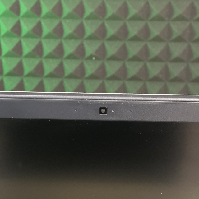 БВ Ноутбук Dell Vostro P88G 14  FHD IPS Intel i5-8250U 8 RAM 240 SSD Intel UHD Graphics 620