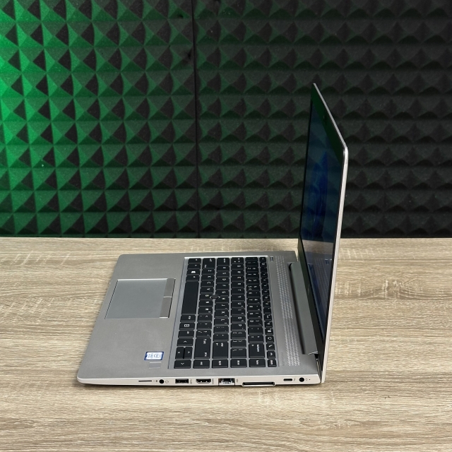 БВ Ноутбук HP Elitebook 840 G5 14" IPS FHD Intel i7-8550U 8 RAM 256 SSD Intel UHD Graphics 620