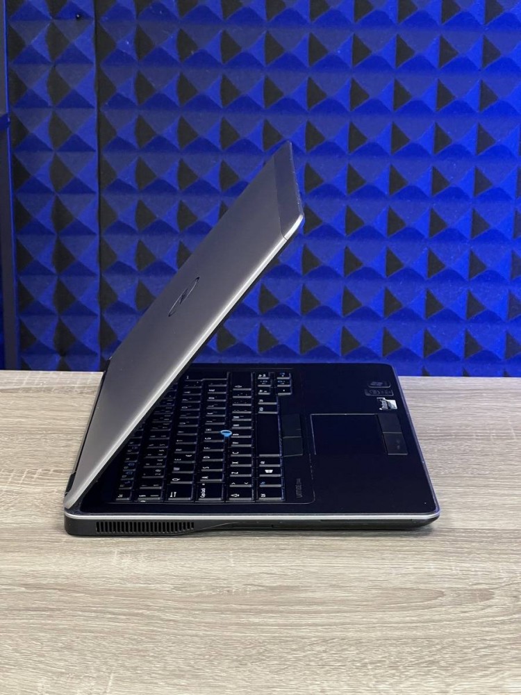 БВ Ноутбук Dell Latitude E7440 14