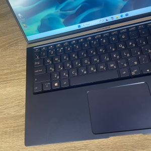 БВ Ноутбук Asus ZenBook 15 15.6 FHD IPS Intel Core i5-8265U 8 RAM 512 SSD NVIDIA GTX 1050 2 ГБ