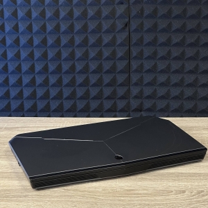БВ Ноутбук Dell Alienware 17 R2 17.3 FHD IPS Intel Core i7-4710HQ 8 RAM 480 SSD NVIDIA GEFORCE GTX 970M 3 ГБ