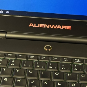 БВ Ноутбук Dell Alienware 17 R2 17.3 FHD IPS Intel Core i7-4710HQ 8 RAM 480 SSD NVIDIA GEFORCE GTX 970M 3 ГБ