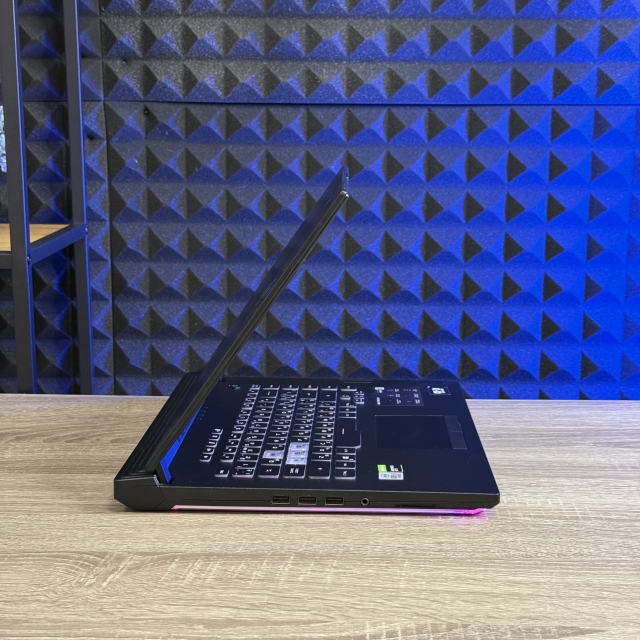 БВ Ноутбук Asus ROG Strix G15 15.6 FHD IPS 120 Гц Intel Core i7-9750H 16 RAM 256 SSD 1000 HDD NVIDIA GeForce RTX 2060 6 ГБ
