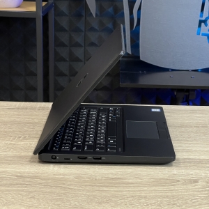 БВ Ноутбук Dell Latitude 5280 12.5" Intel i7-7600U 8 RAM 128 SSD Intel HD Graphics 620