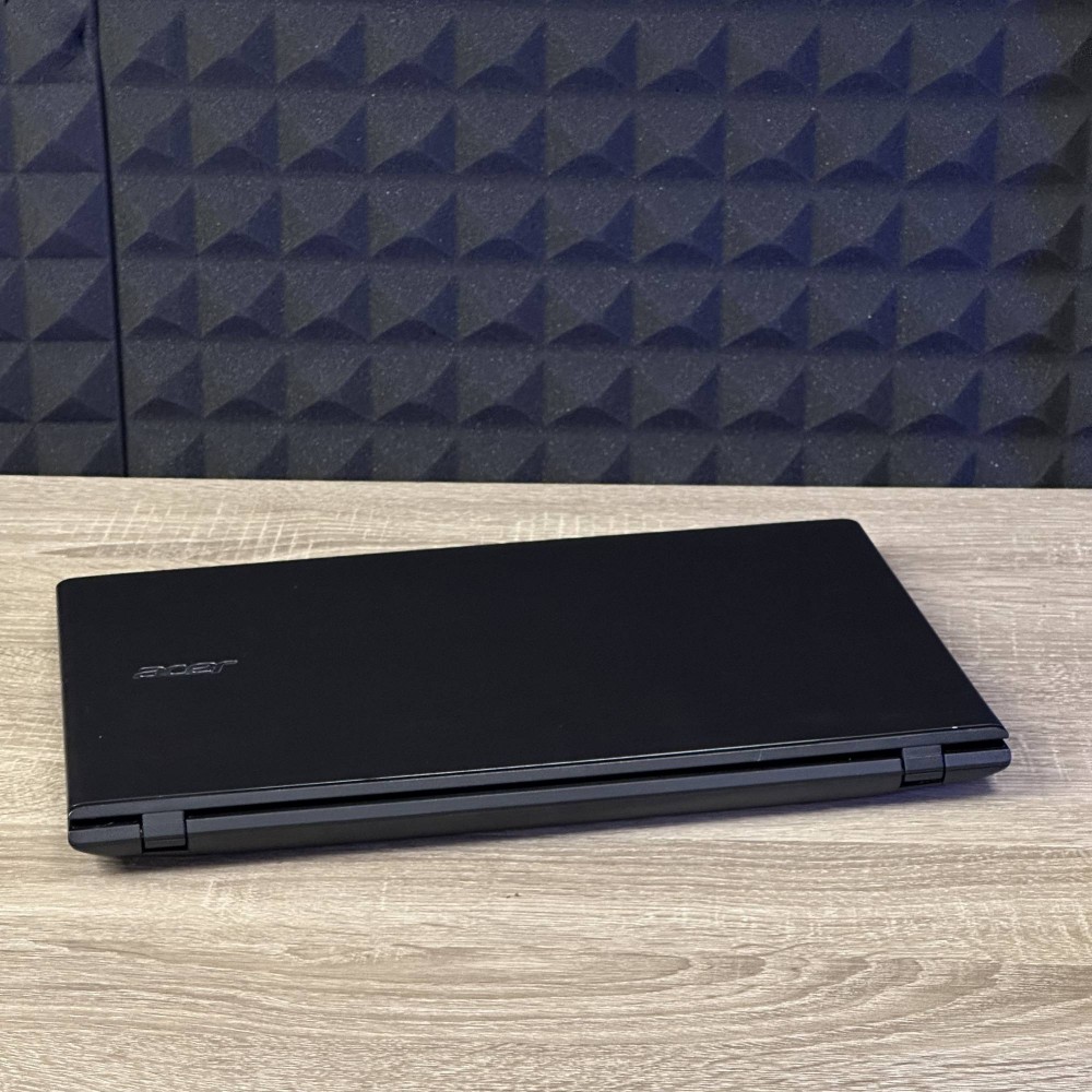 БВ Ноутбук Acer Aspire E5-576 15.6 FHD i7-7500U 8 RAM 240 SSD Intel HD Graphics 620