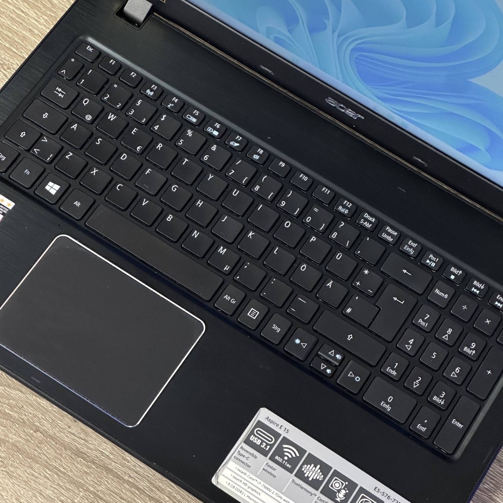 БВ Ноутбук Acer Aspire E5-576 15.6 FHD i7-7500U 8 RAM 240 SSD Intel HD Graphics 620