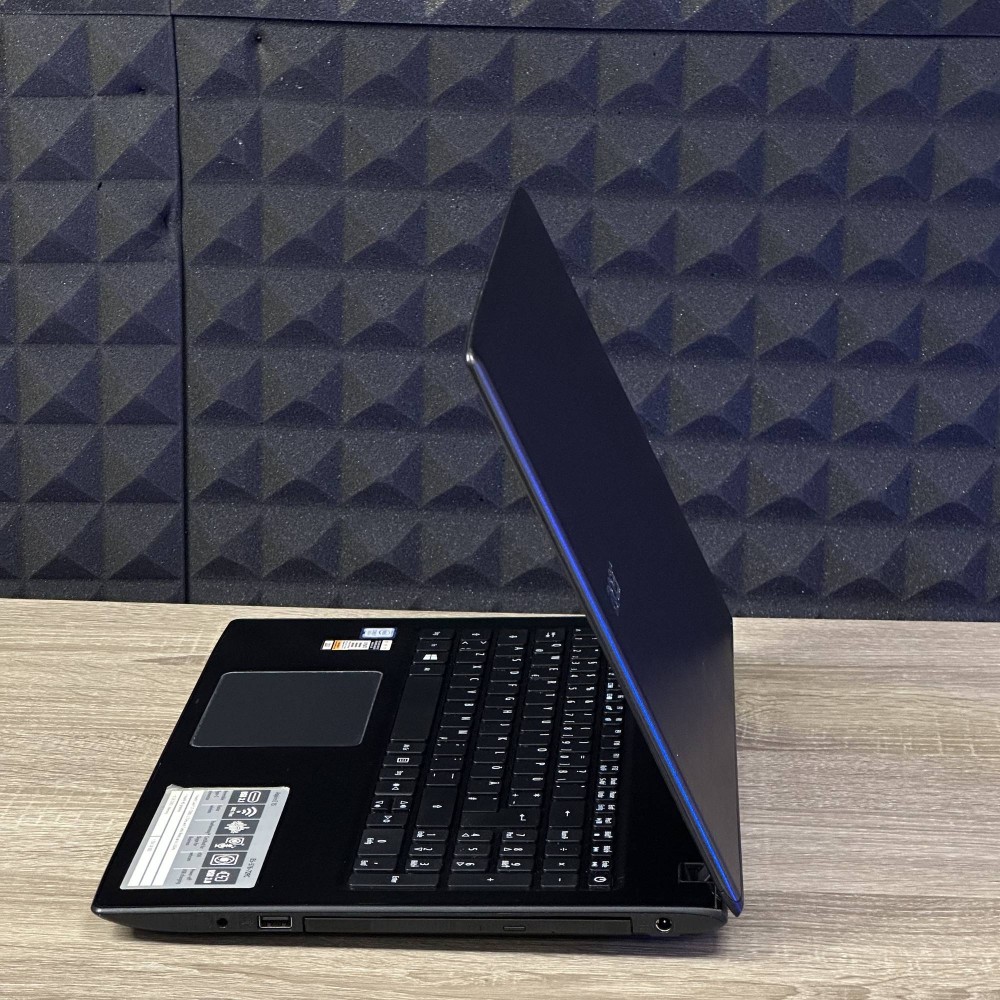 БВ Ноутбук Acer Aspire E5-576 15.6 FHD i7-7500U 8 RAM 240 SSD Intel HD Graphics 620