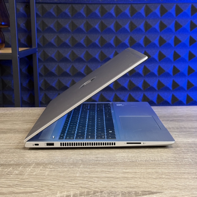 БВ Ноутбук HP ProBook 450 G6 15.6" FHD IPS Intel i5-8265U 8 RAM 256 SSD Intel UHD Graphics 620