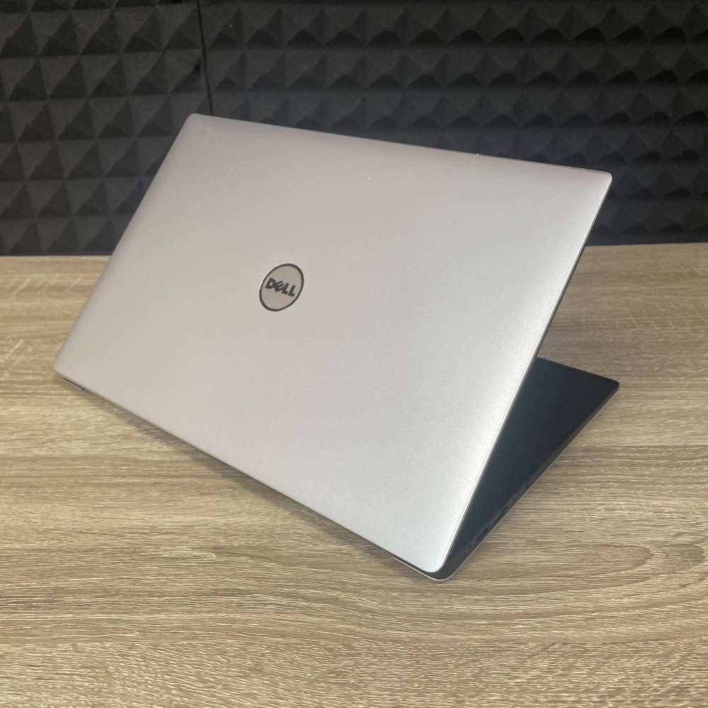 БВ Ноутбук Dell XPS 15 9550 15,6