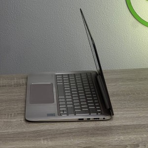 БВ Ноутбук HP Spectre 13 UltraBook 13.3