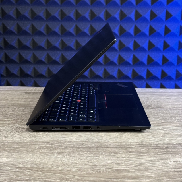 БВ Ноутбук Lenovo ThinkPad X395 13.3" FHD IPS AMD Ryzen 7 Pro 3700U 16 RAM 256 SSD AMD Radeon RX Vega 10
