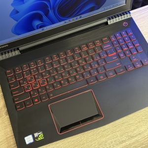 БВ Ноутбук Lenovo Legion Y520 15.6" FHD IPS Intel Core i5-7300HQ 16 RAM 256 SSD 500 HDD NVIDIA GeForce GTX 1050 4 ГБ