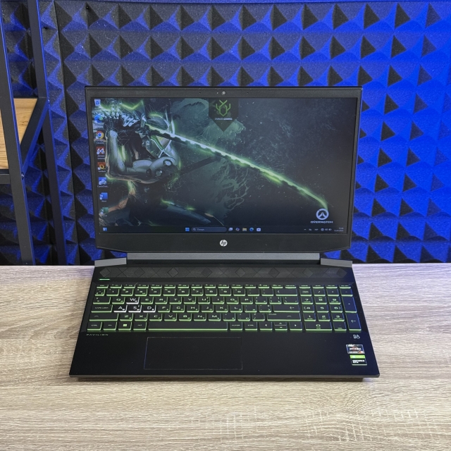 БВ Ноутбук HP Pavilion Gaming 15 15.6 FHD IPS i5-8300H 16 RAM 256 SSD NVIDIA GEFORCE GTX 1050 Ti 4 ГБ
