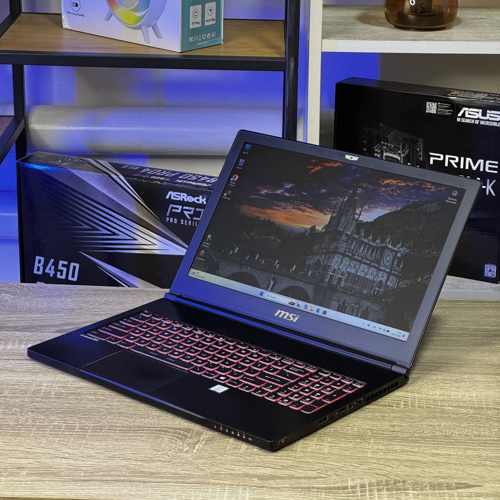Ноутбук MSI GS63 VR Stealth Pro 15.6 FHD IPS I7-7700HQ 16 RAM 512 SSD NVIDIA GEFORCE GTX 1060 6 ГБ БВ