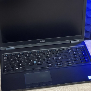 БВ Ноутбук Dell Latitude 5590 15.6" FHD IPS Intel i5-8250U 8 RAM 256 SSD Intel UHD Graphics 620