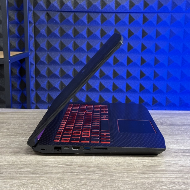 Ноутбук Acer Nitro 5 15.6" FHD IPS Intel Core i7-8750H 16 RAM 256 SSD 750 HDD NVIDIA GEFORCE GTX 1060 6 ГБ БВ