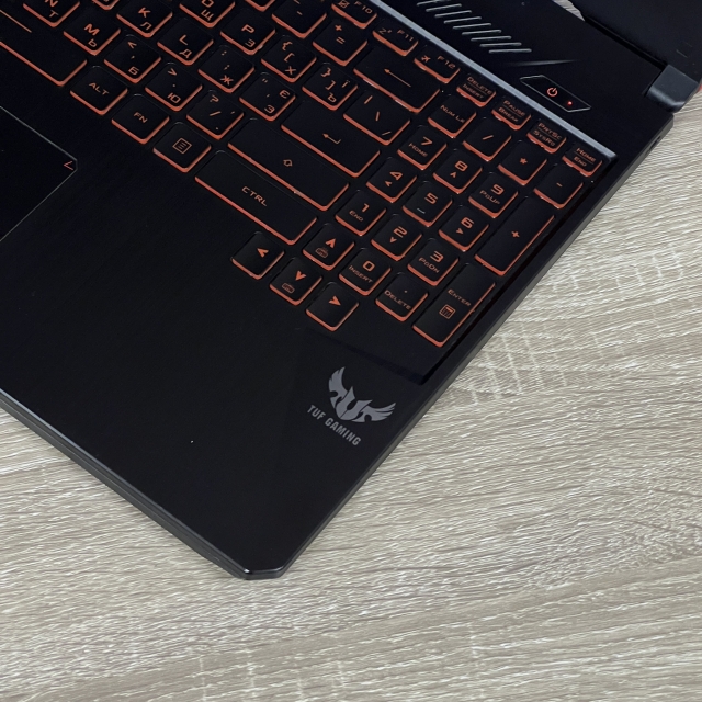 Ноутбук Asus TUF Gaming FX505DY 15.6" FHD IPS  Ryzen 5 3550H 16 RAM 256 SSD  NVIDIA GeForce GTX 1050 3 ГБ БВ