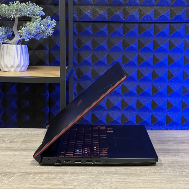 Ноутбук Asus TUF Gaming FX505DY 15.6" FHD IPS  Ryzen 5 3550H 16 RAM 256 SSD  NVIDIA GeForce GTX 1050 3 ГБ БВ