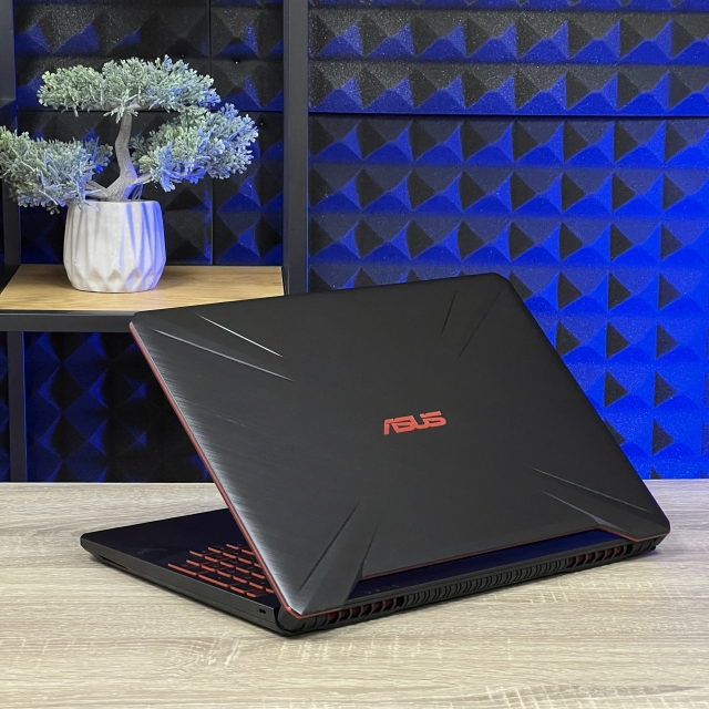 Ноутбук Asus TUF Gaming FX505DY 15.6" FHD IPS  Ryzen 5 3550H 16 RAM 256 SSD  NVIDIA GeForce GTX 1050 3 ГБ БВ