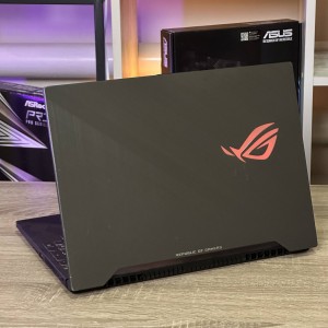 Ноутбук ASUS ROG Strix GL504GM Scar 15.6